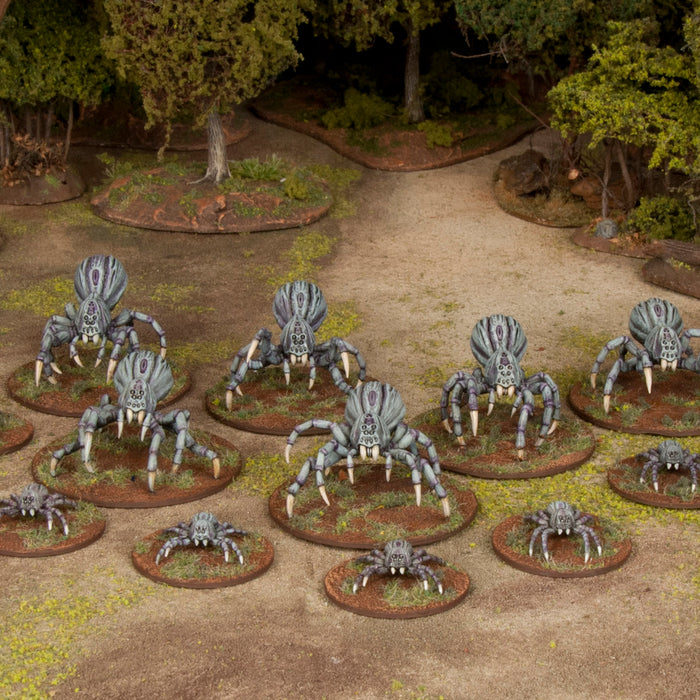 A Closer Look at the Upcoming Giant Spiders Set